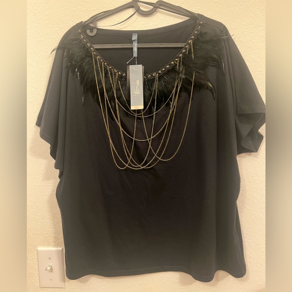 Dolman shirt with chains and feathers